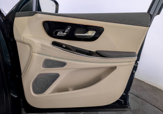 Подержанный автомобиль Exeed VX 2023 года (26 фото)