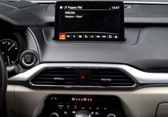 Подержанный автомобиль Mazda CX-9 2021 года (16 фото)