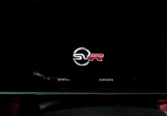 Подержанный автомобиль Land Rover Range Rover Sport 2018 года (11 фото)