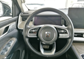 Подержанный автомобиль Tank 500 2023 года (12 фото)