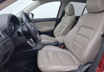 Подержанный автомобиль Mazda CX-5 2011 года (10 фото)