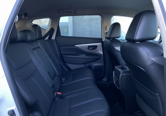 Подержанный автомобиль Nissan Murano Suv 2021 года (27 фото)