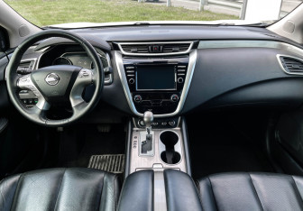 Подержанный автомобиль Nissan Murano Suv 2019 года (12 фото)