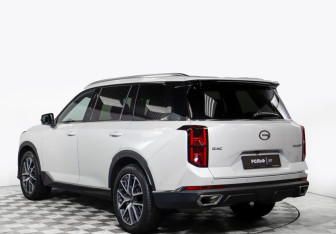 Подержанный автомобиль GAC GS8 2023 года (5 фото)