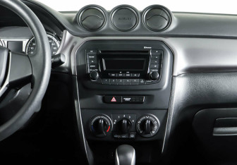 Подержанный автомобиль Suzuki Vitara 2021 года (12 фото)