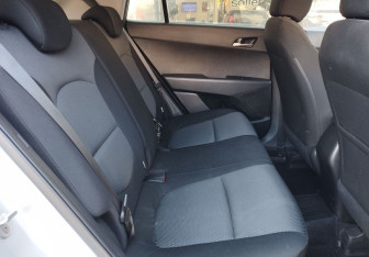 Подержанный автомобиль Hyundai Creta 2017 года (11 фото)