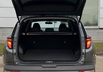 Подержанный автомобиль Hyundai Tucson 2021 года (10 фото)