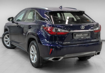 Подержанный автомобиль Lexus RX 2017 года (7 фото)