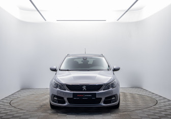 Подержанный автомобиль Peugeot 308 Wagon 2017 года (2 фото)