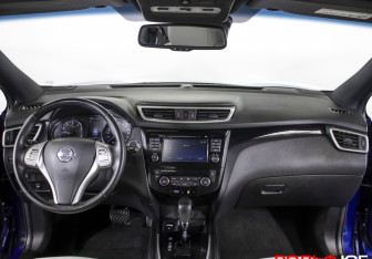 Подержанный автомобиль Nissan Qashqai 2018 года (12 фото)