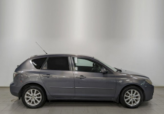 Подержанный автомобиль Mazda 3 Hatchback 2008 года (4 фото)