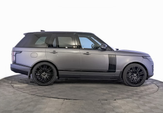 Подержанный автомобиль Land Rover Range Rover 2021 года (4 фото)