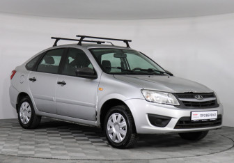 Подержанный автомобиль LADA (ВАЗ) Granta Liftback 2015 года (2 фото)