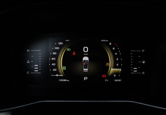 Подержанный автомобиль Belgee X70 2024 года (24 фото)