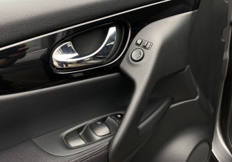 Подержанный автомобиль Nissan Qashqai 2016 года (18 фото)