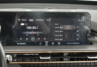 Подержанный автомобиль Exeed LX 2022 года (12 фото)