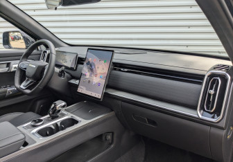 Новый Jaecoo J7 2025 (9 фото)