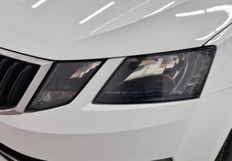 Подержанный автомобиль Skoda Octavia Liftback 2018 года (11 фото)