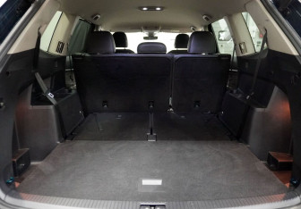 Подержанный автомобиль Volkswagen Teramont 2021 года (15 фото)