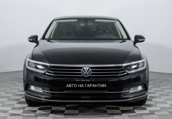 Подержанный автомобиль Volkswagen Passat Sedan 2015 года (2 фото)