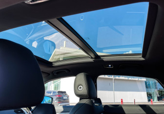 Подержанный автомобиль Geely Tugella 2023 года (15 фото)