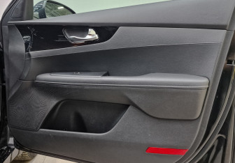 Подержанный автомобиль Kia Cerato Sedan 2021 года (23 фото)