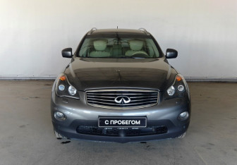 Подержанный автомобиль Infiniti EX 2012 года (2 фото)