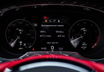 Подержанный автомобиль Bentley Bentayga 2021 года (11 фото)