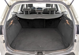 Подержанный автомобиль Ford Focus Wagon 2017 года (22 фото)