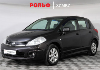 Подержанный автомобиль Nissan Tiida Hatchback 2010 года (1 фото)