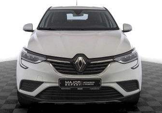 Подержанный автомобиль Renault Arkana 2021 года (2 фото)