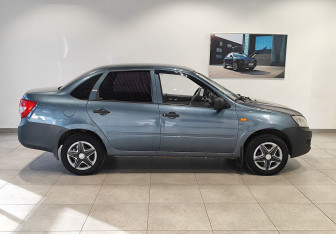 Подержанный автомобиль LADA (ВАЗ) Granta Sedan 2014 года (4 фото)