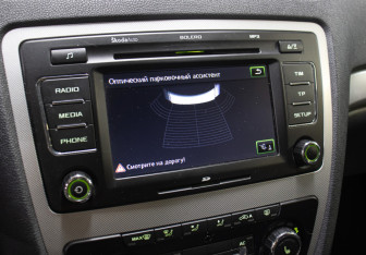 Подержанный автомобиль Skoda Octavia Liftback 2012 года (19 фото)