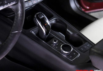 Подержанный автомобиль Cadillac XT4 2021 года (17 фото)