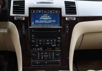 Подержанный автомобиль Cadillac Escalade Suv 2007 года (13 фото)