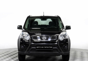 Подержанный автомобиль Nissan X-Trail 2013 года (2 фото)