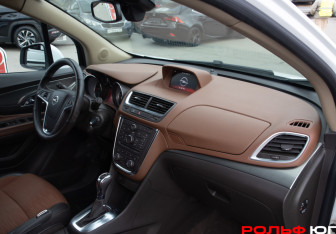 Подержанный автомобиль Opel Mokka 2014 года (7 фото)