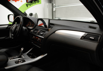 Подержанный автомобиль BMW X3 2012 года (28 фото)