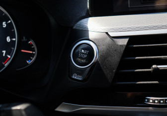 Подержанный автомобиль BMW X3 2019 года (21 фото)