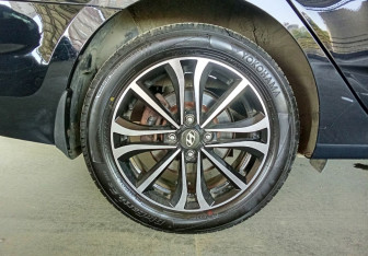 Подержанный автомобиль Hyundai Solaris Sedan 2014 года (17 фото)