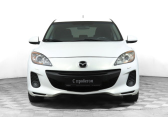 Подержанный автомобиль Mazda 3 Hatchback 2011 года (2 фото)
