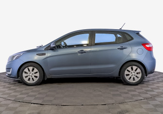 Подержанный автомобиль Kia Rio Hatchback 2015 года (8 фото)