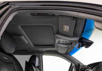 Подержанный автомобиль Cadillac Escalade Suv 2019 года (23 фото)