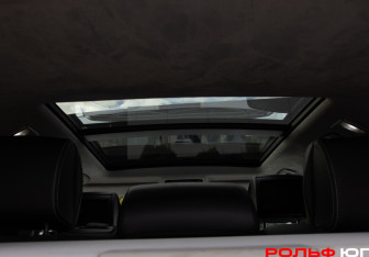 Подержанный автомобиль Land Rover Range Rover 2013 года (25 фото)