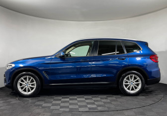 Подержанный автомобиль BMW X3 2018 года (5 фото)
