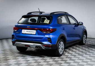 Подержанный автомобиль Kia Rio Hatchback 2021 года (5 фото)