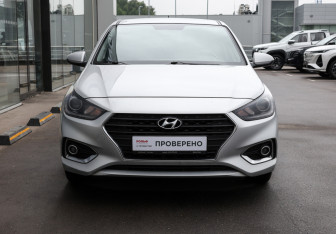 Подержанный автомобиль Hyundai Solaris Sedan 2018 года (2 фото)