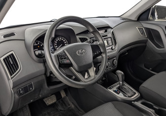 Подержанный автомобиль Hyundai Creta 2017 года (15 фото)
