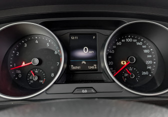 Подержанный автомобиль Volkswagen Tiguan 2020 года (16 фото)