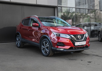 Подержанный автомобиль Nissan Qashqai 2020 года (3 фото)